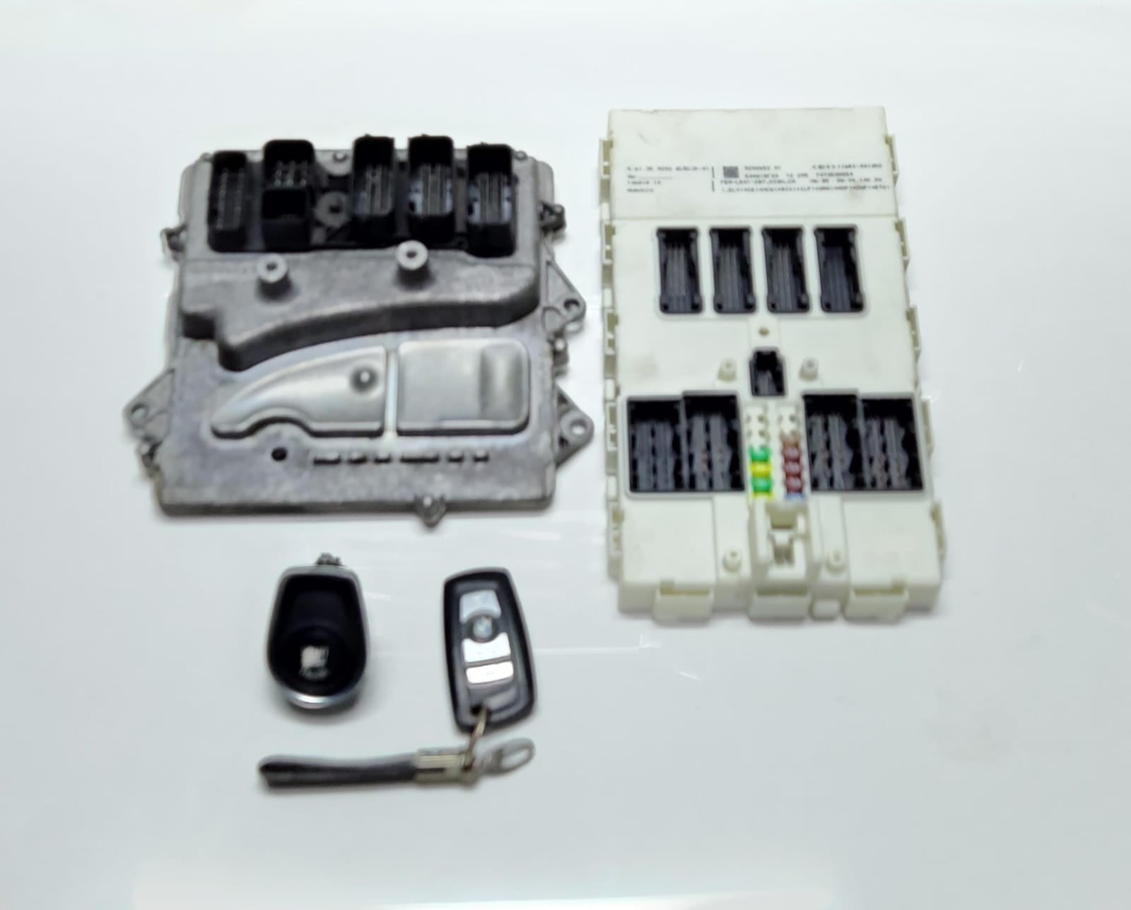 2013 BMW X5 Engine Control Unit 8604275 3 Series F30 F31 GT F34 X5 OEM