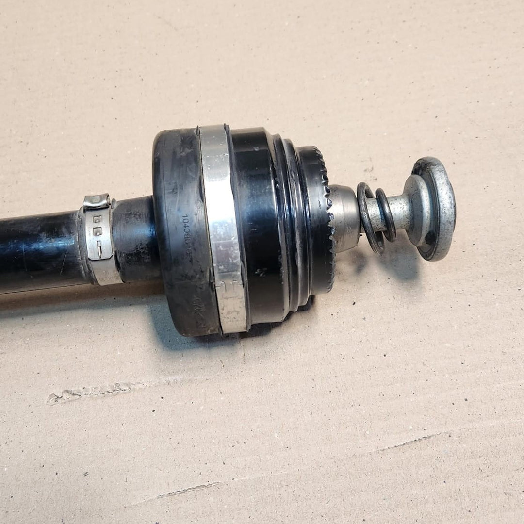 BMW 5 Series G30 G31 G38 Rear Driveshaft Rear Right 8664048 OEM