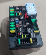 Load image into Gallery viewer, BMW F98 F97 X4 X3 G01  M BODY FUSE BOX CONTROL MODULE OEM  6828074
