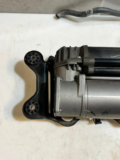 2013-2019 BMW X5 F15, F85, and X6 F16 AIR Suspension Compressor PUMP 26071611