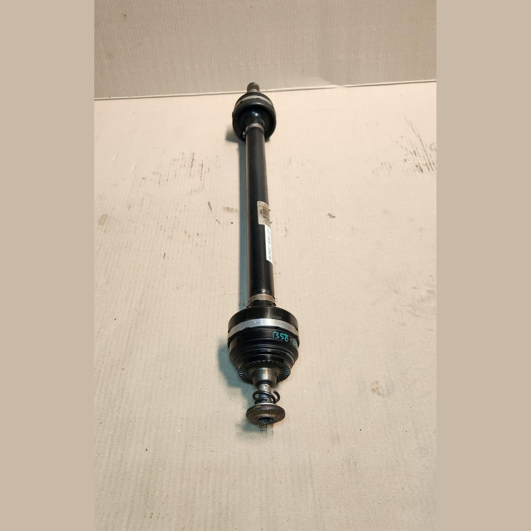 2017-2018 BMW 640i Rear Axle Shaft 8639457 G32 640i G11 740i and G12 740i 