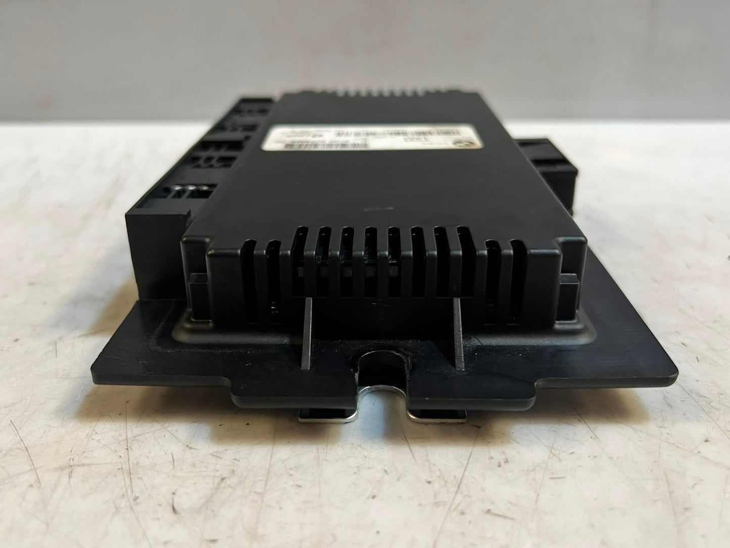 2007-2014 BMW X5 E70 X6 E71 FRM2 Footwell Light Control Module 9176825 OEM