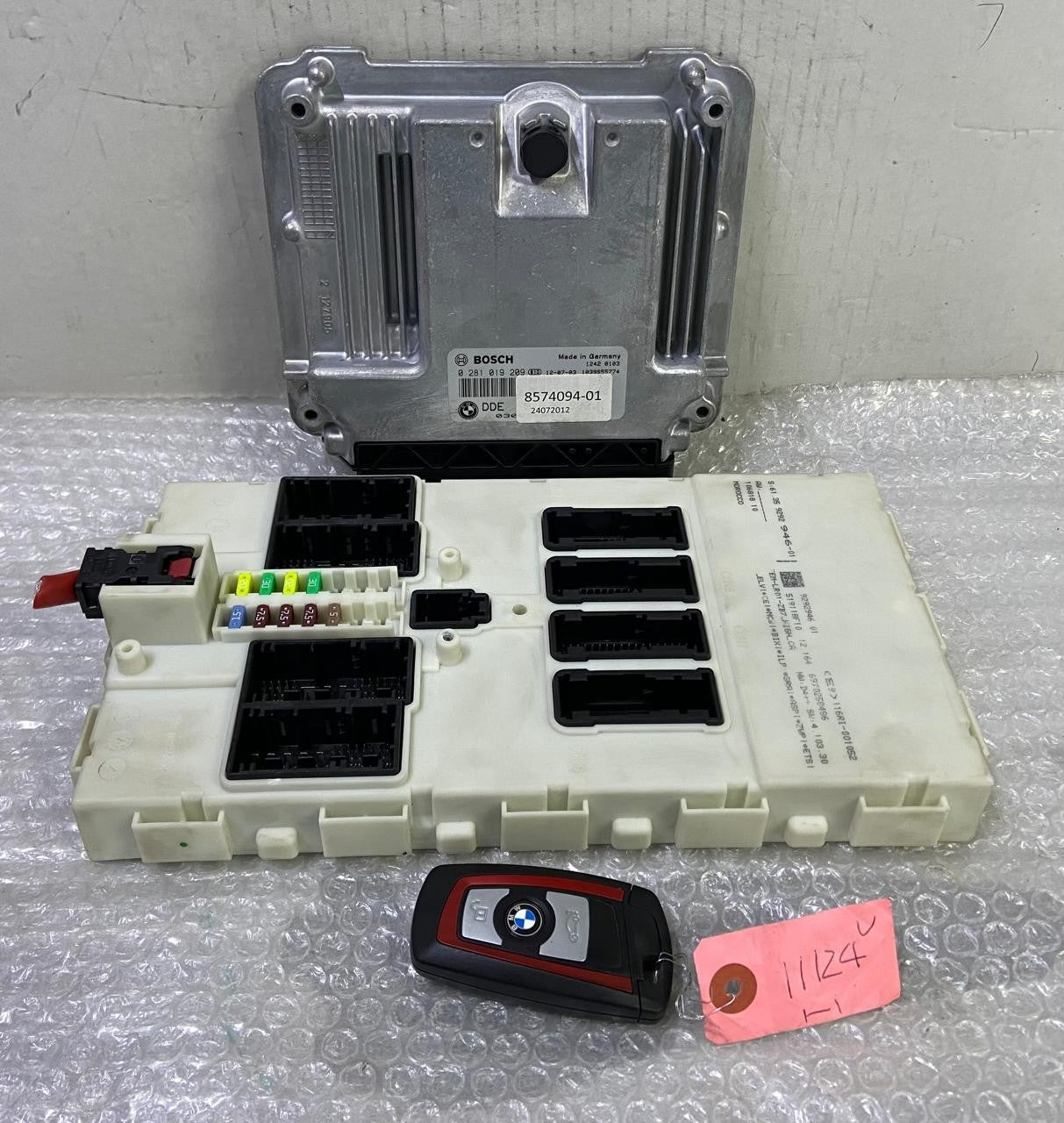 OEM BMW F20 F30 N47 ENGINE CONTROL UNIT DDE ECU SET 8574094 BOSCH