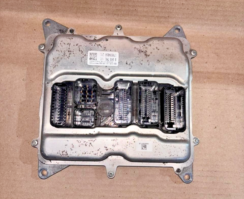 BMW E89 Z4 PETROL N20 ENGINE CONTROL ECU DME MODULE SET 8643741
