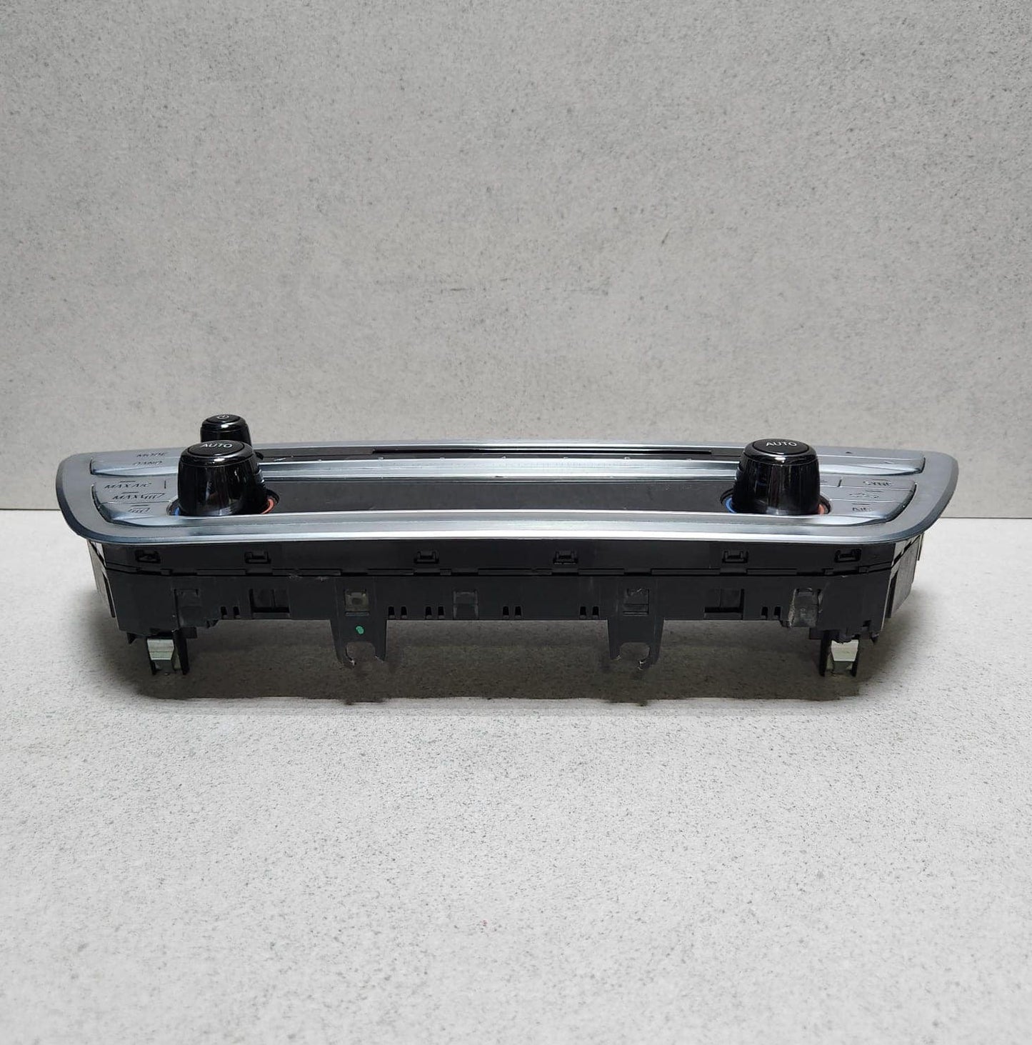 2016-2019 BMW 740i Climate Control Unit 6822777 G11 G12 740i 750xi