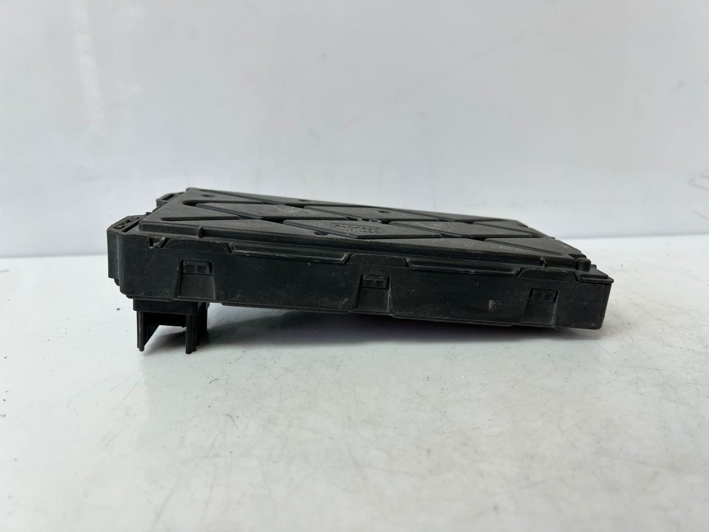 2012-2016 BMW F30 F31 F32 F33 328i Rear Electronic Body Control Module 9293307