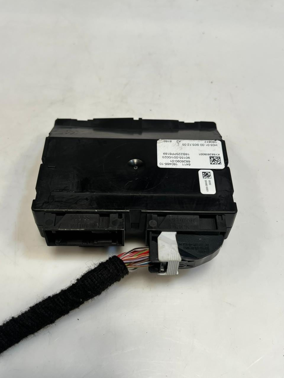 BMW 7 Series G11 G12 G31 G32 G01 G30 Air Conditioning Control Module 6826090