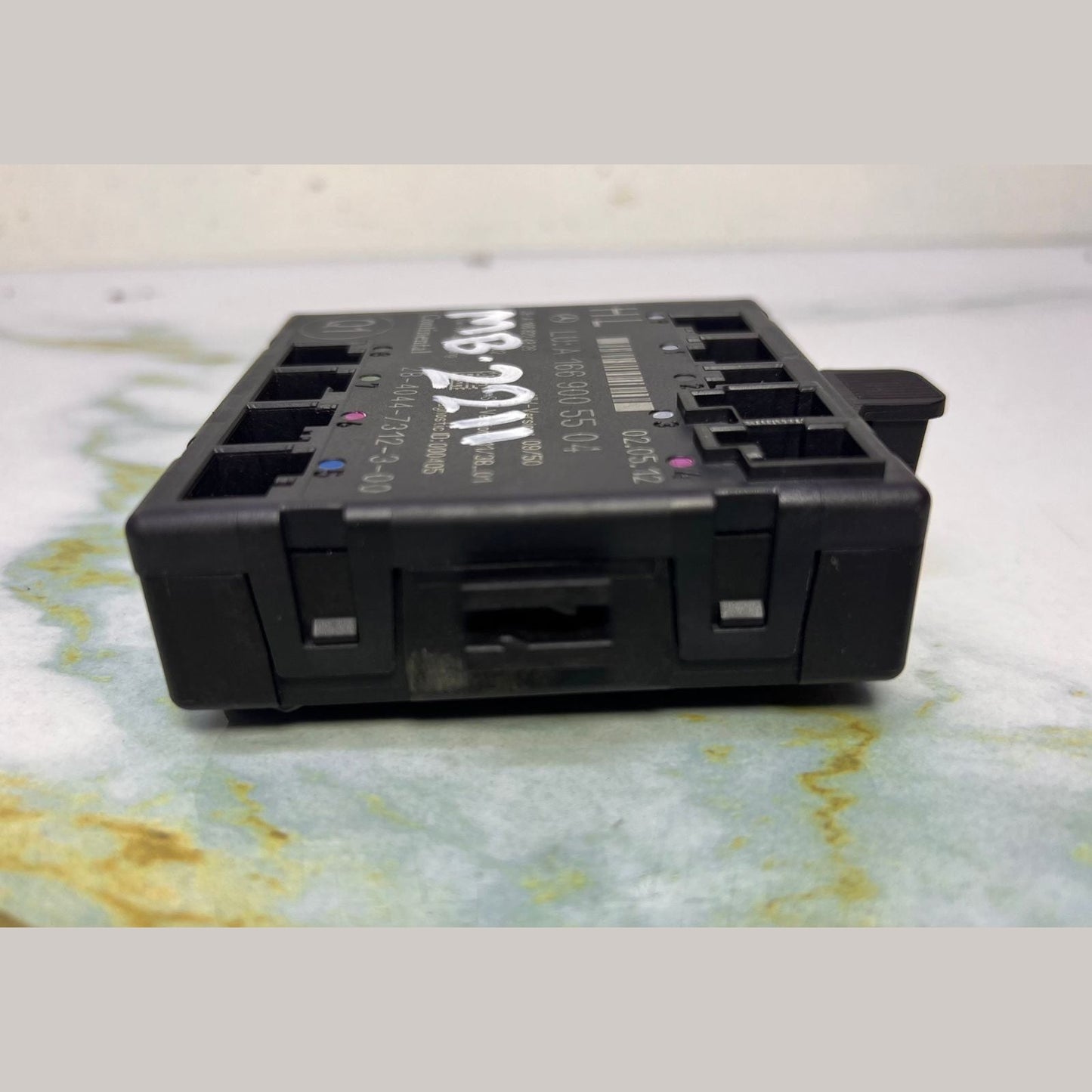 Mercedes-Benz Door Control Module Unit A 1669005504 M-Class W166