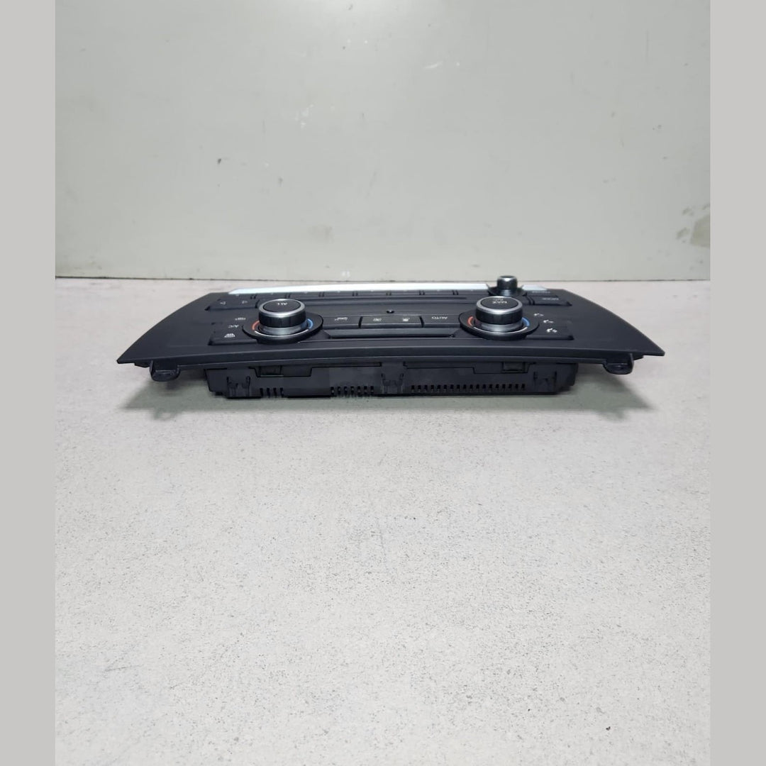 2011-2017 BMW X3 Automatic Air Conditioner Control Unit 9287628