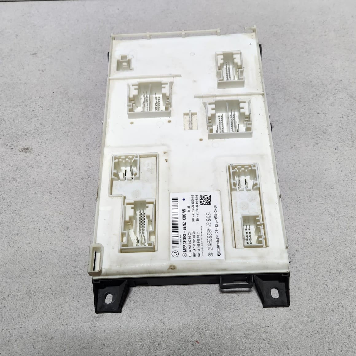 2012-2015 Mercedes-Benz ML350 Signal Acquisition Actuation Module A1669009003