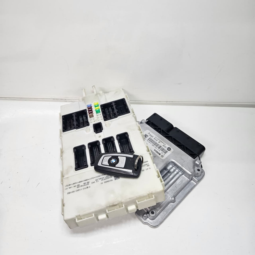 8573259-BMW F30 F32 F34 F36 N47N Diesel Engine Control Unit DDE Key Set