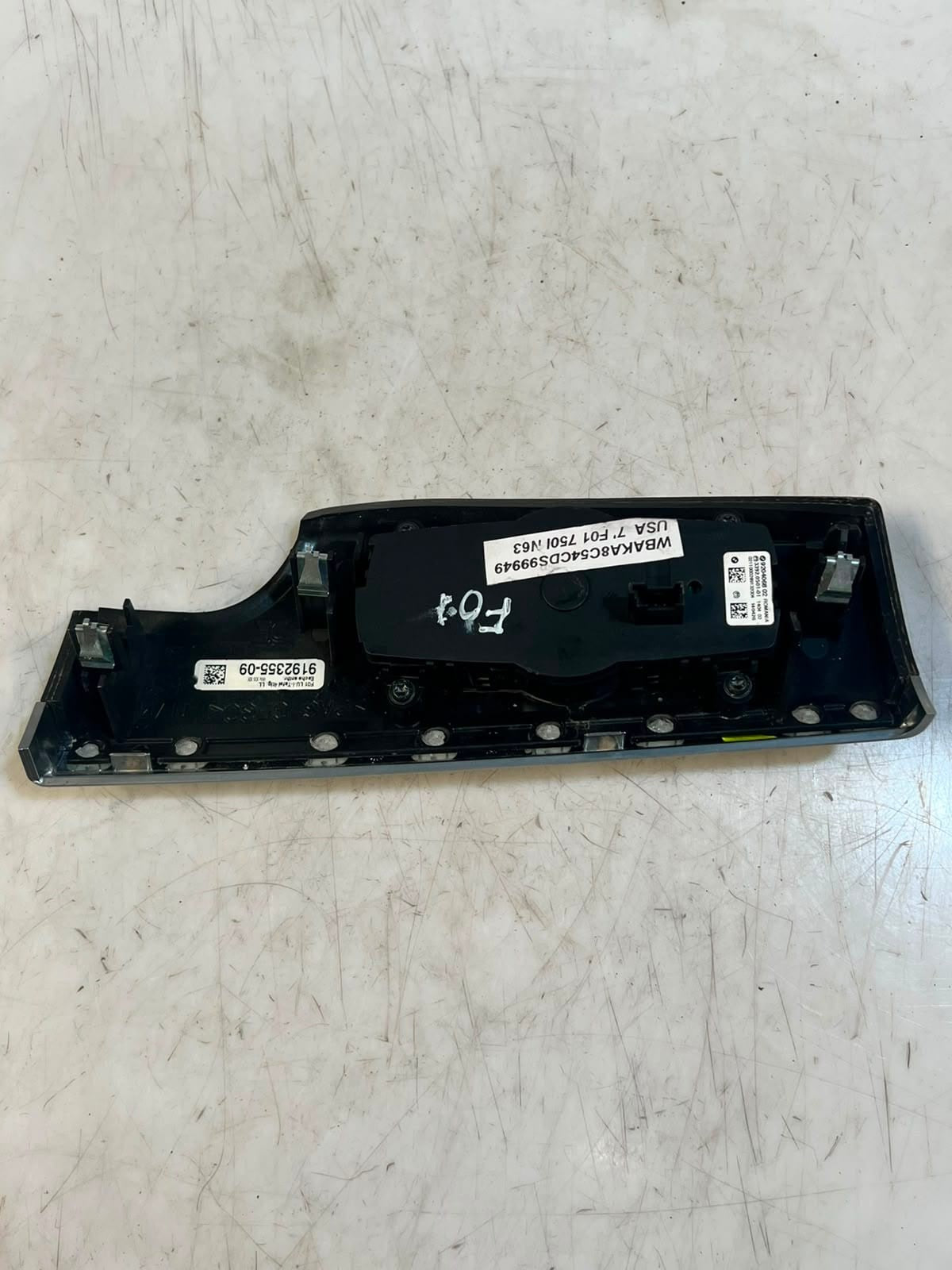 2011-2016 BMW 5' F07 F10 F06 F01 F03 F04 F10 F11 535i Headlight Switch 9204068