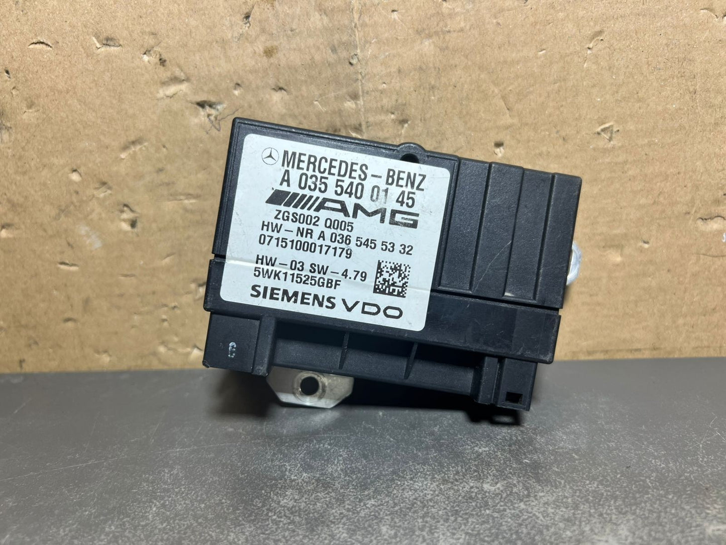 Mercedes W164 ML63 CLS63 AMG Fuel Pump Motor Control Module  A035 5400145 OEM