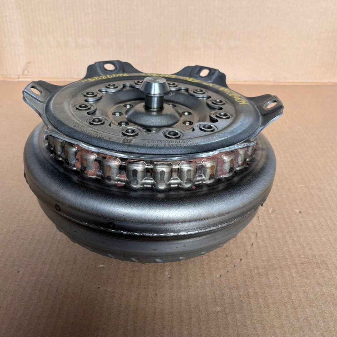 BMW X1 E84 N20 RWD  TRANSMISSION GEARBOX 8HP45 TORQUE CONVERTER P/N 7649239