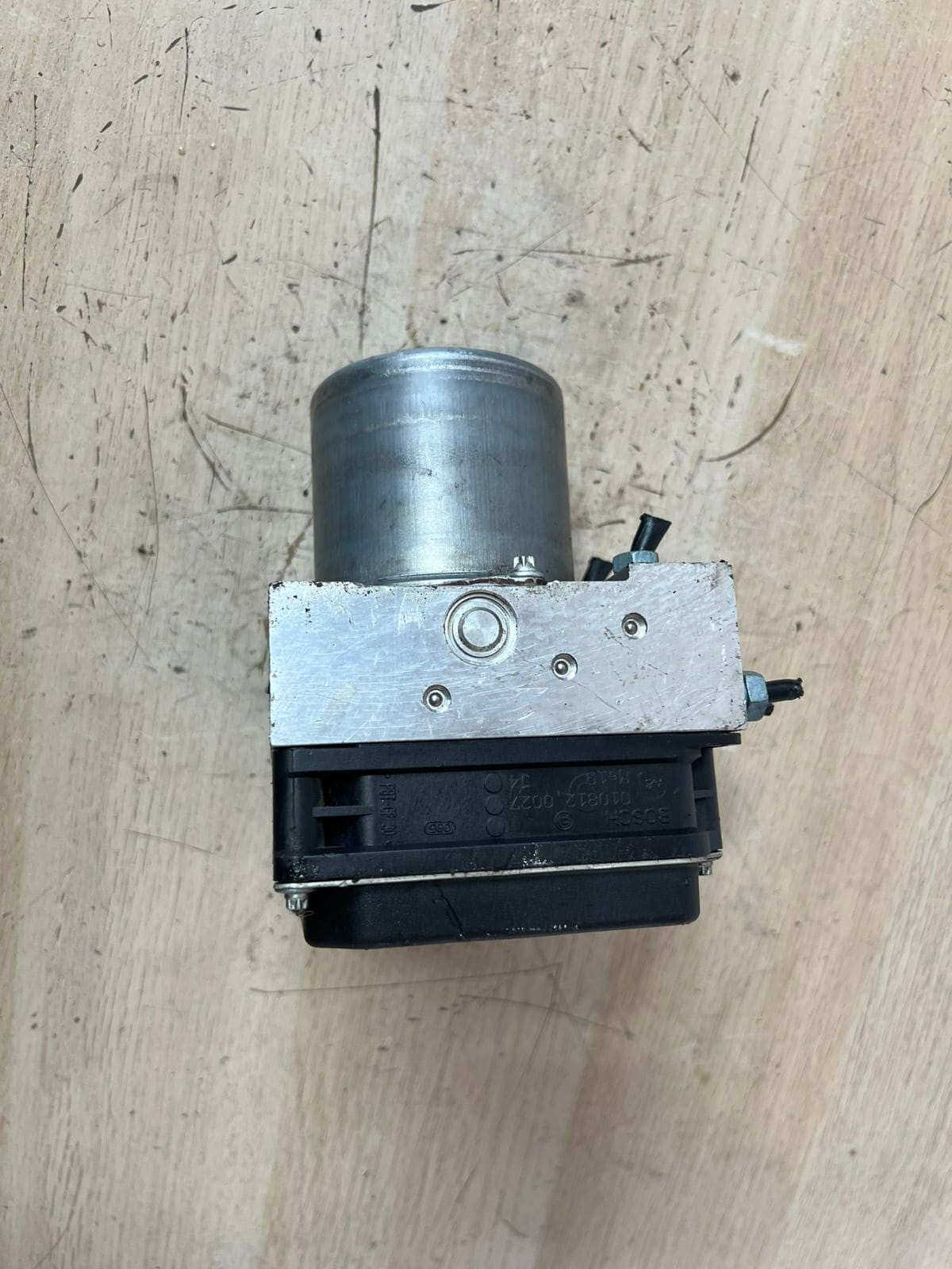 OEM BMW X1 E84 And E90 Hydraulic Unit ABS Pump Module 6860214
