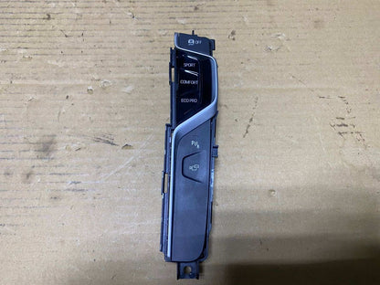 BMW Center Console Switch Operating Unit 6843922 RHD 5 Series G30 G31 and X3 G01