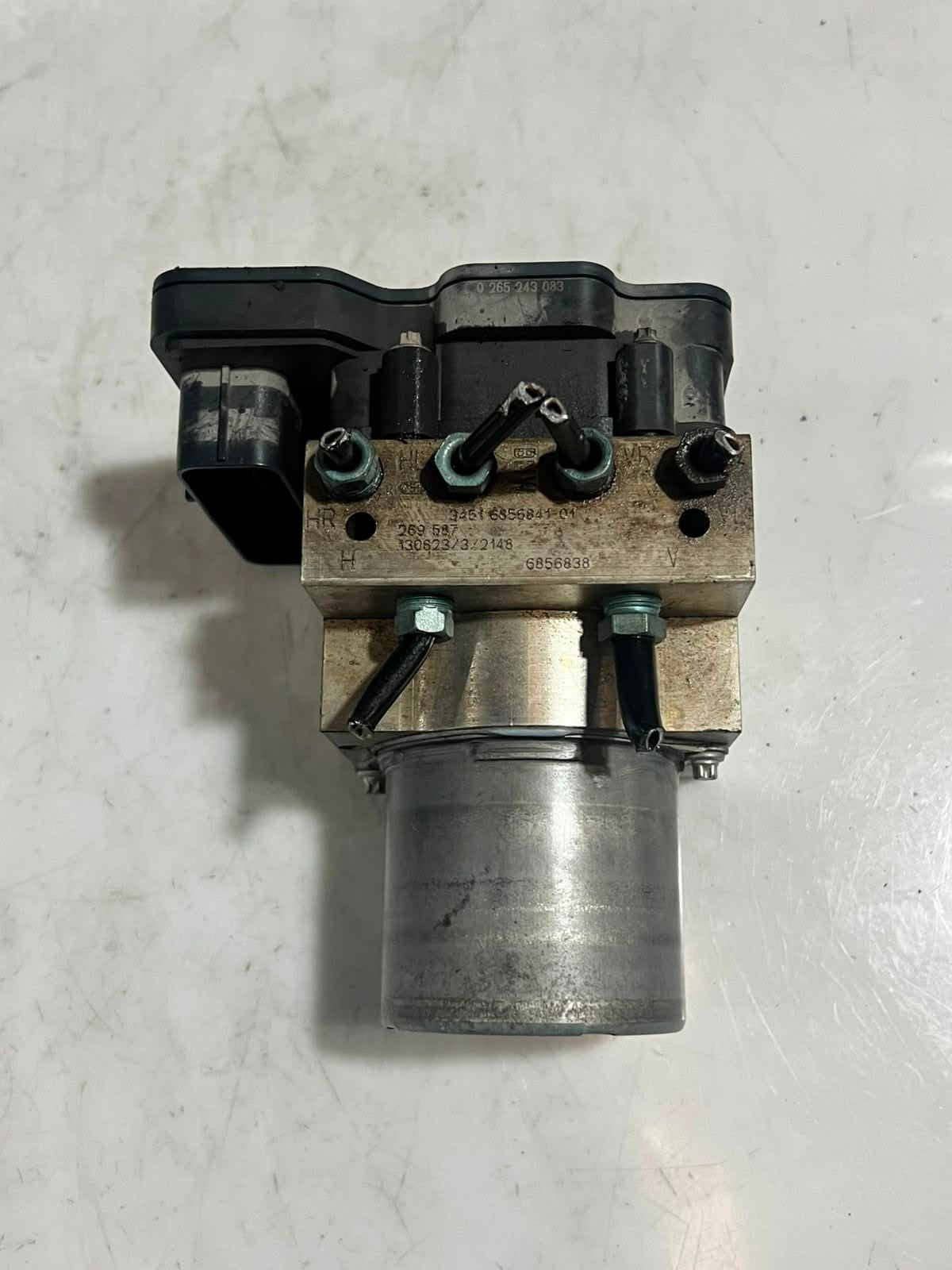 BMW F10 5 Series F06 6 Series F01 7 Series Abs Pump Module 6865860 OEM