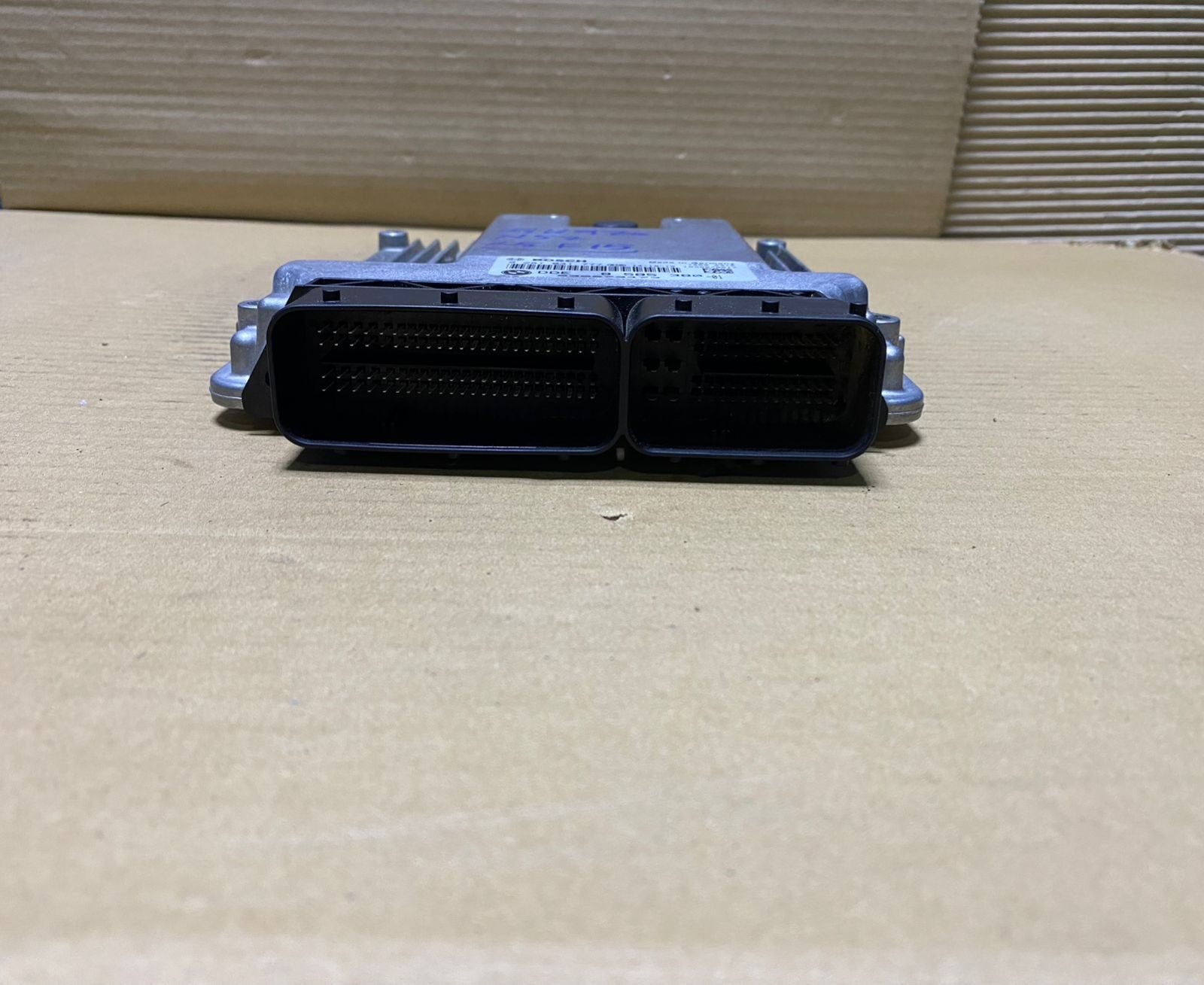 2014-2018 BMW X5 F15 F30 330d F32 430d F34 diesel Engine Control Unit 8585380 