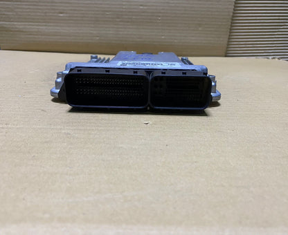 2014-2018 BMW X5 F15 F30 330d F32 430d F34 diesel Engine Control Unit 8585380 