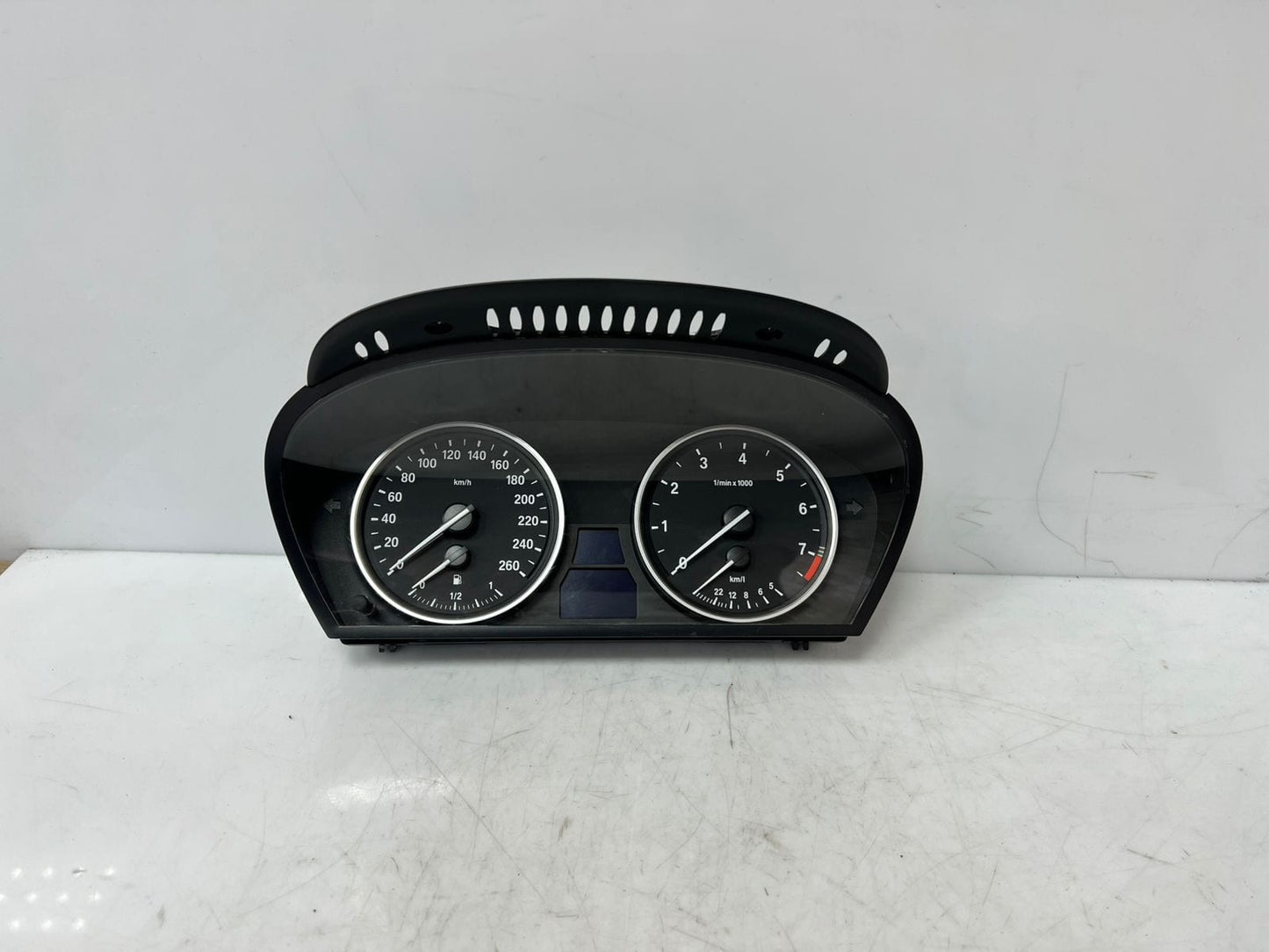 2003-2010 BMW 525i 5-Series E60 E61 SPEEDOMETER Instrument Cluster 9177260 OEM