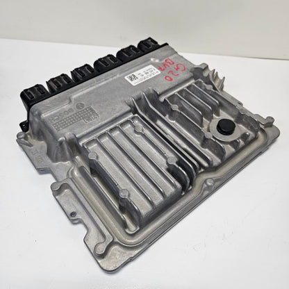 OEM BMW 3 Series G20 320d 2.0 B47 Diesel Engine Control Unit Bosch 8475468 OEM