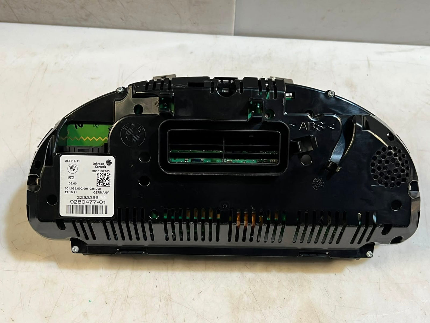 2010-2013 BMW 5 Series F10 F11 520i 523i SPEEDOMETER Instrument Cluster 9280477