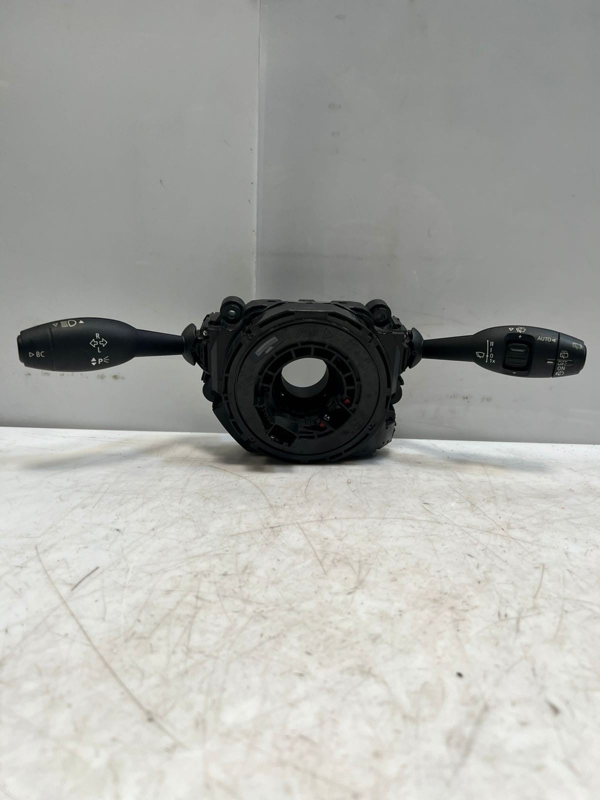 2015-2016 Mini Cooper F54 F55 F56 Steering Column Stalk Assembly 9374321