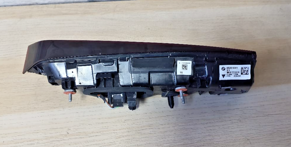 BMW 5 Series G60 Rear Inner Right RH Trunk Tail Light Lamp OEM H85A01AD611