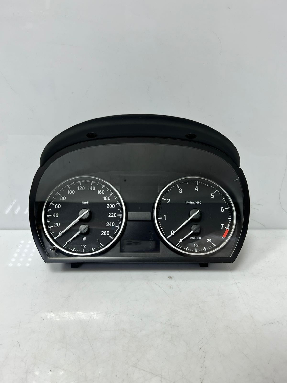2005-2012 BMW 320i 3 Series E90 N43-B20A Instrument Cluster 4032240 OEM