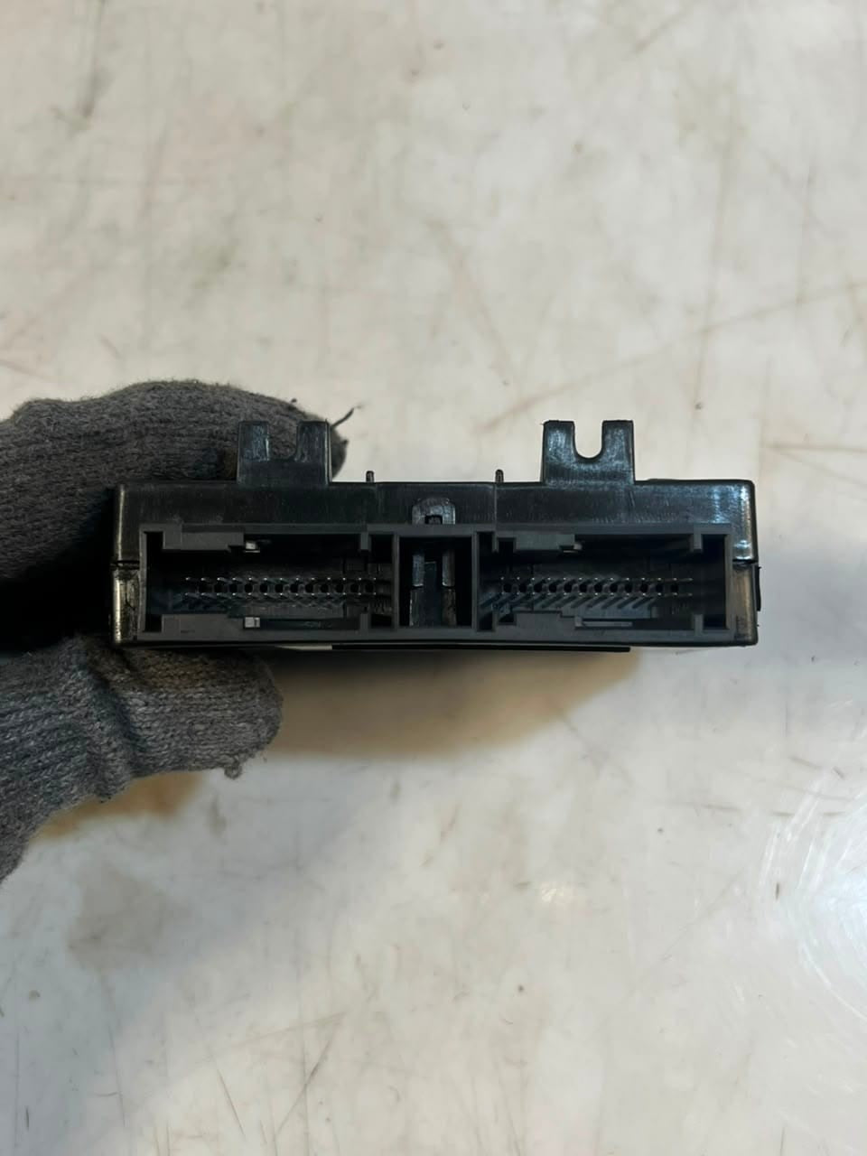 2013-2016 BMW 3 Series F30, F31 F35 320i AC Heater Climate Control Unit 9311850