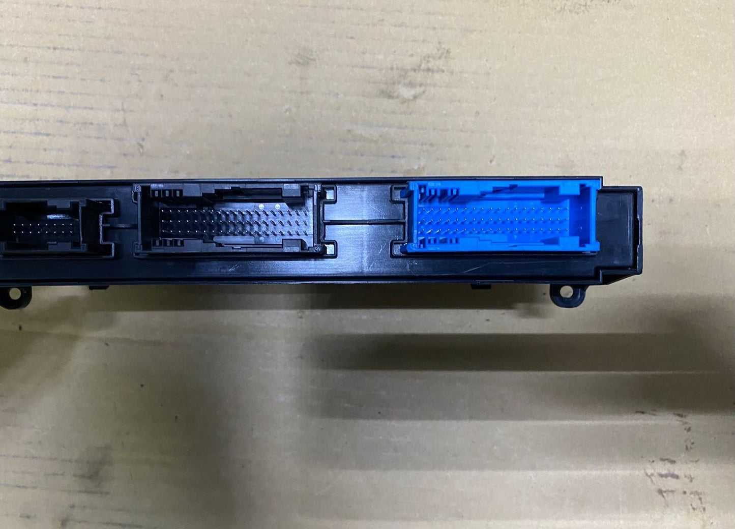 2015-2017 BMW 650i Body Control Module 9345327 F06 F12 