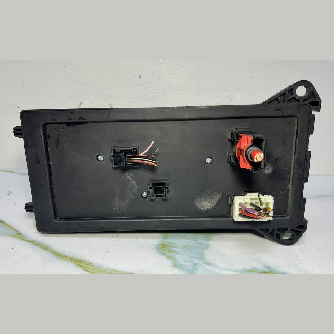 10-18 Mercedes-Benz Sprinter W906 Fuse Box SAM Control A906 9006303 OEM