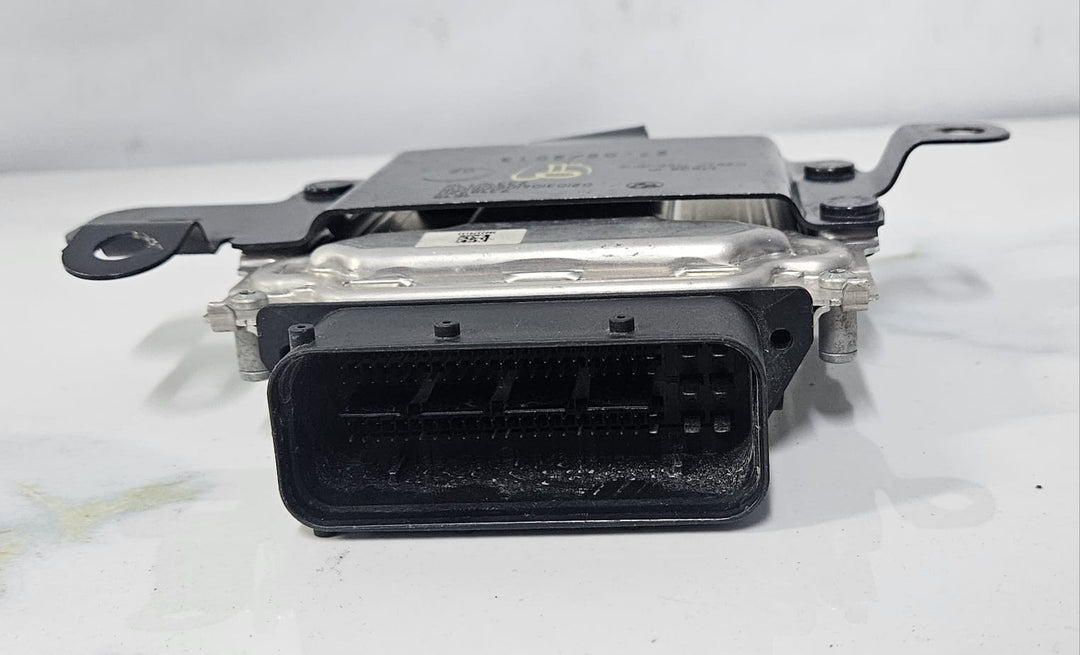 OEM BMW F07 GT 530D DEF PUMP EMISSION CONTROL  MODULE 7377299