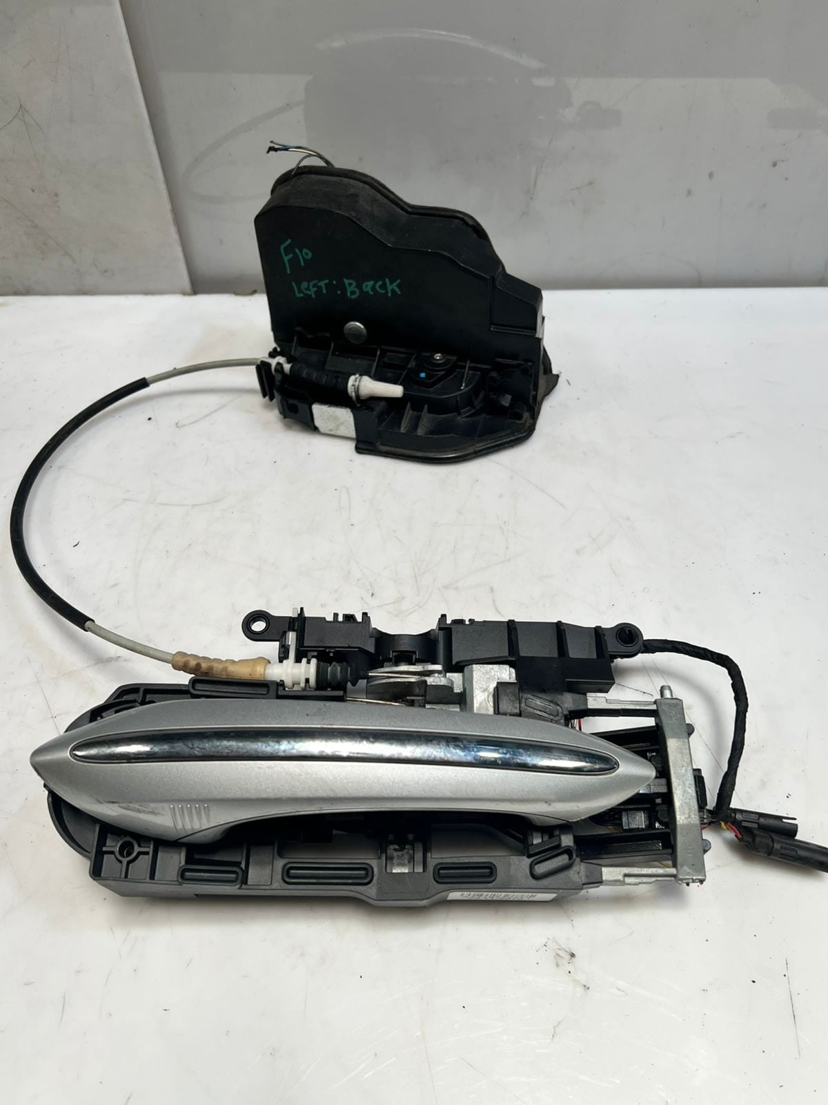 2016-2018 BMW F10 X5M E70 and F30 330e LEFT REAR Door Lock Actuator 7202147