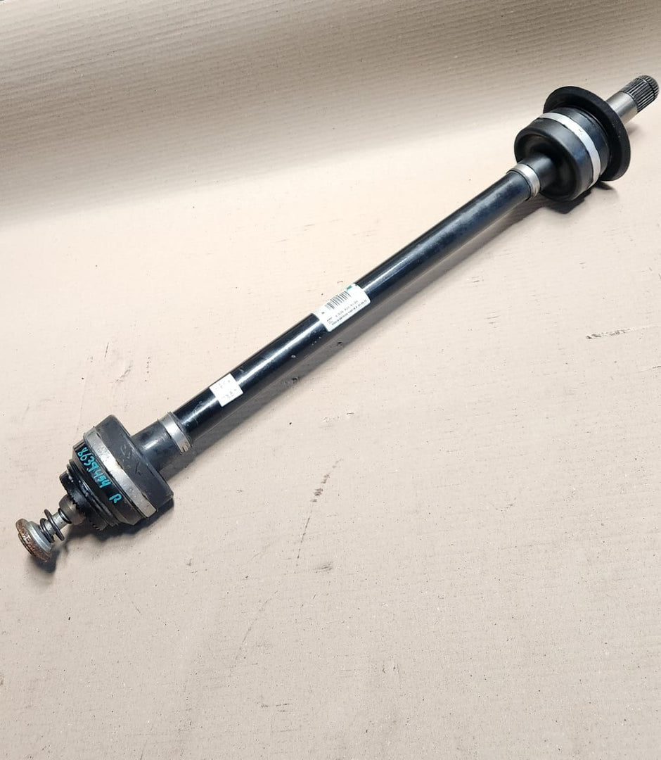 2016-2019 BMW 750i M760i G11 G12 xDrive Rear Right Drive Shaft 8639454 OEM