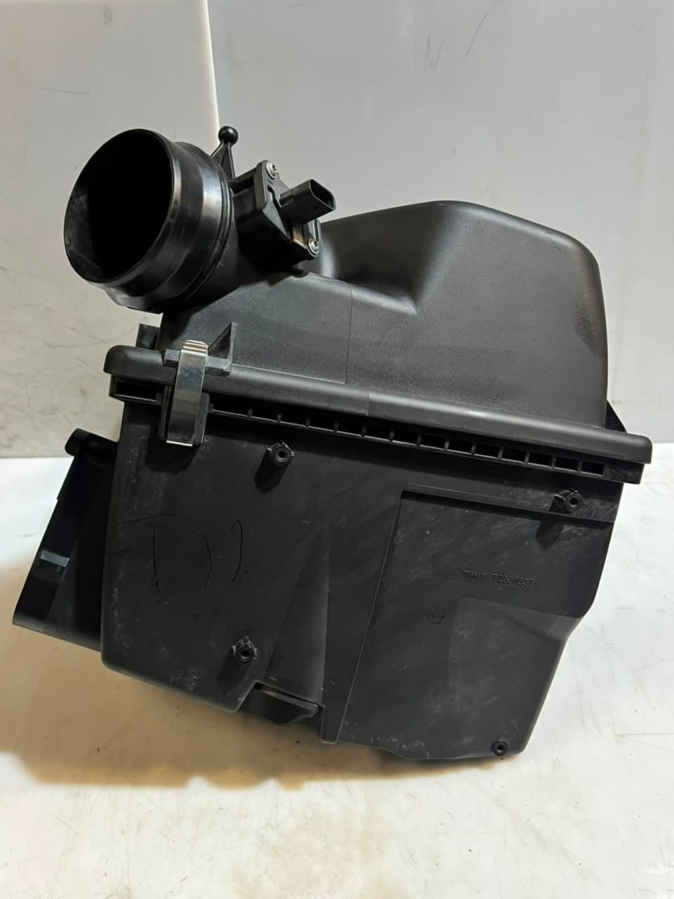 2014-2016 BMW 3 4 Series F30 F80 428i F32 F33 Air Filter Box 72336537 OEM