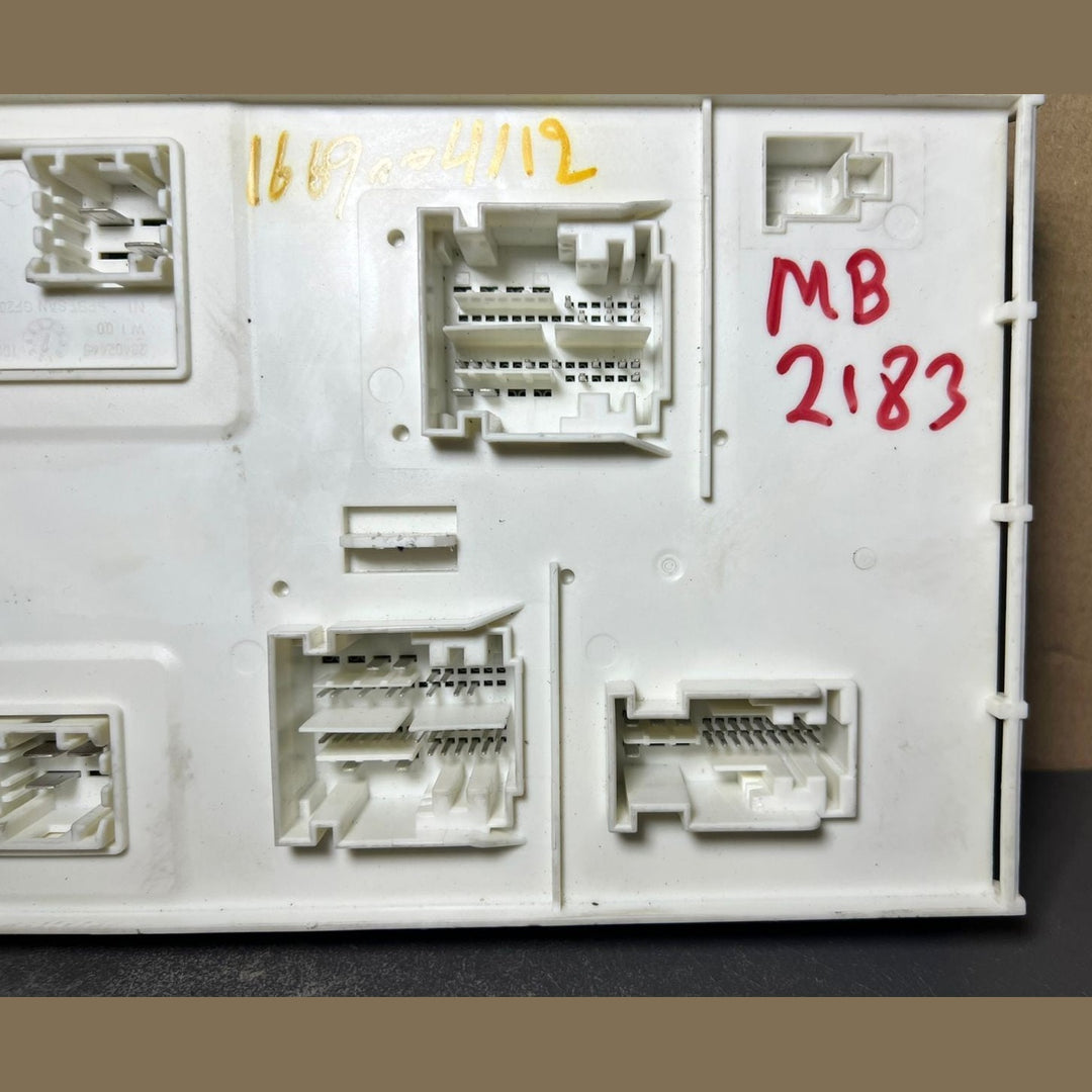 Mercedes-Benz W166 ML GL GLE Front SAM Body Control Module Unit A166 9004112 OEM