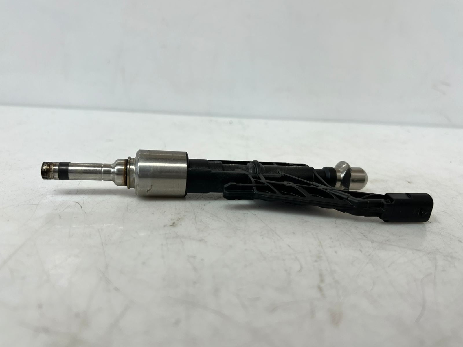 2013-17 BMW M3 1' 2' 4' 7' F45 F30 F36 G11 M4 F80 F82 Fuel Injector 7639990 OEM