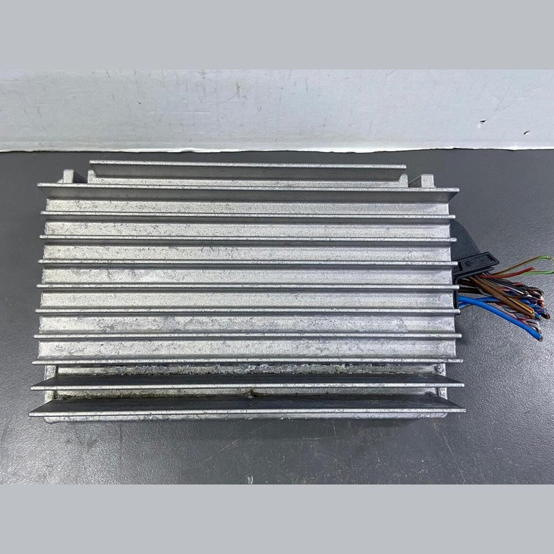 OEM BMW F30 F80 Sedan AUDIO RADIO SOUND HiFi SYSTEM AMPLIFIER  9312447