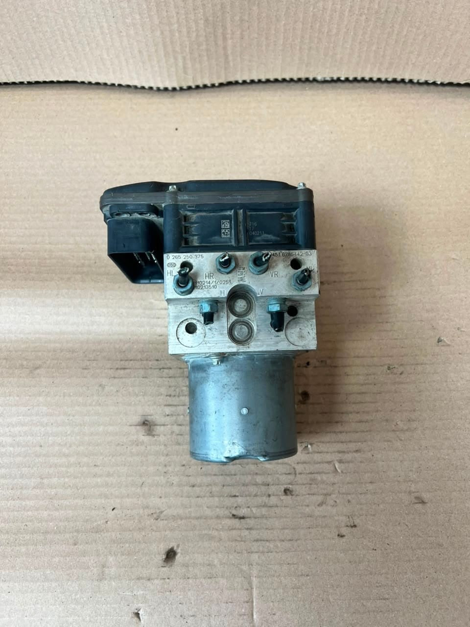 2011 BMW 5 Series F10/F11 F01 F02 550i ABS/DSC Hydraulic Pump Unit 6799517 OEM