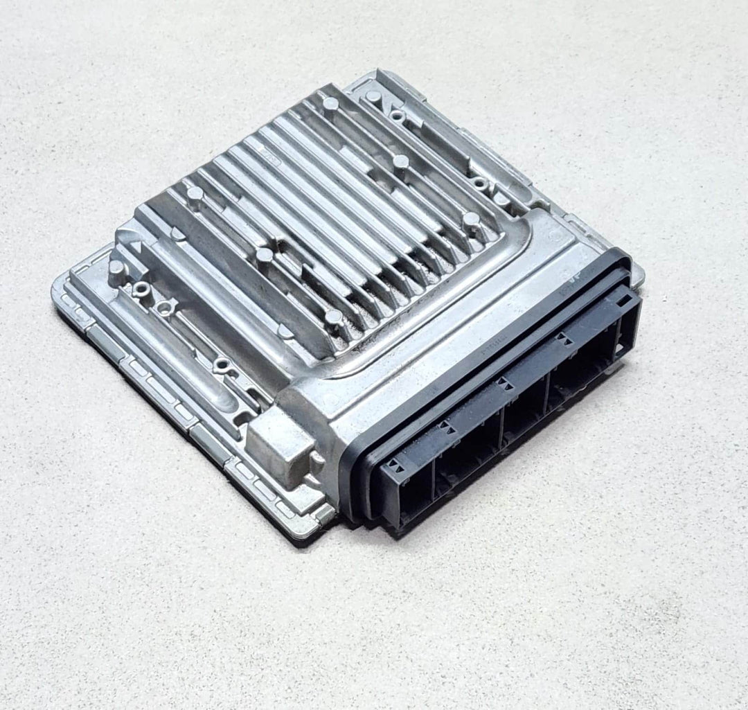  2011-2013 BMW 750Li 4.4 N63 Engine Control Unit 7600090 7 Series and 3 Series 