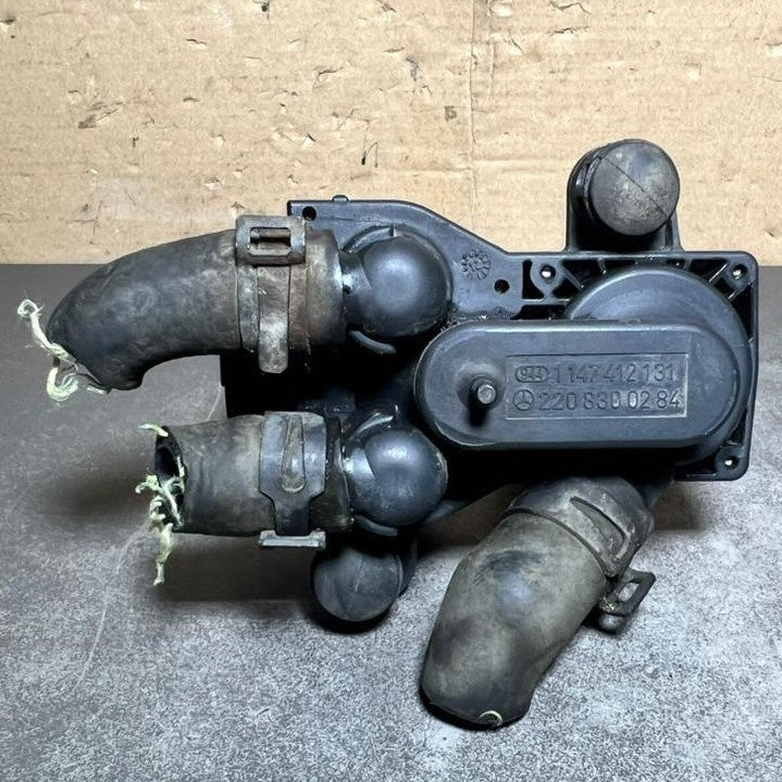 00-06 Mercedes Benz W220 S-Klasse Wasserpumpe Heizungsregelventil A220 8300284