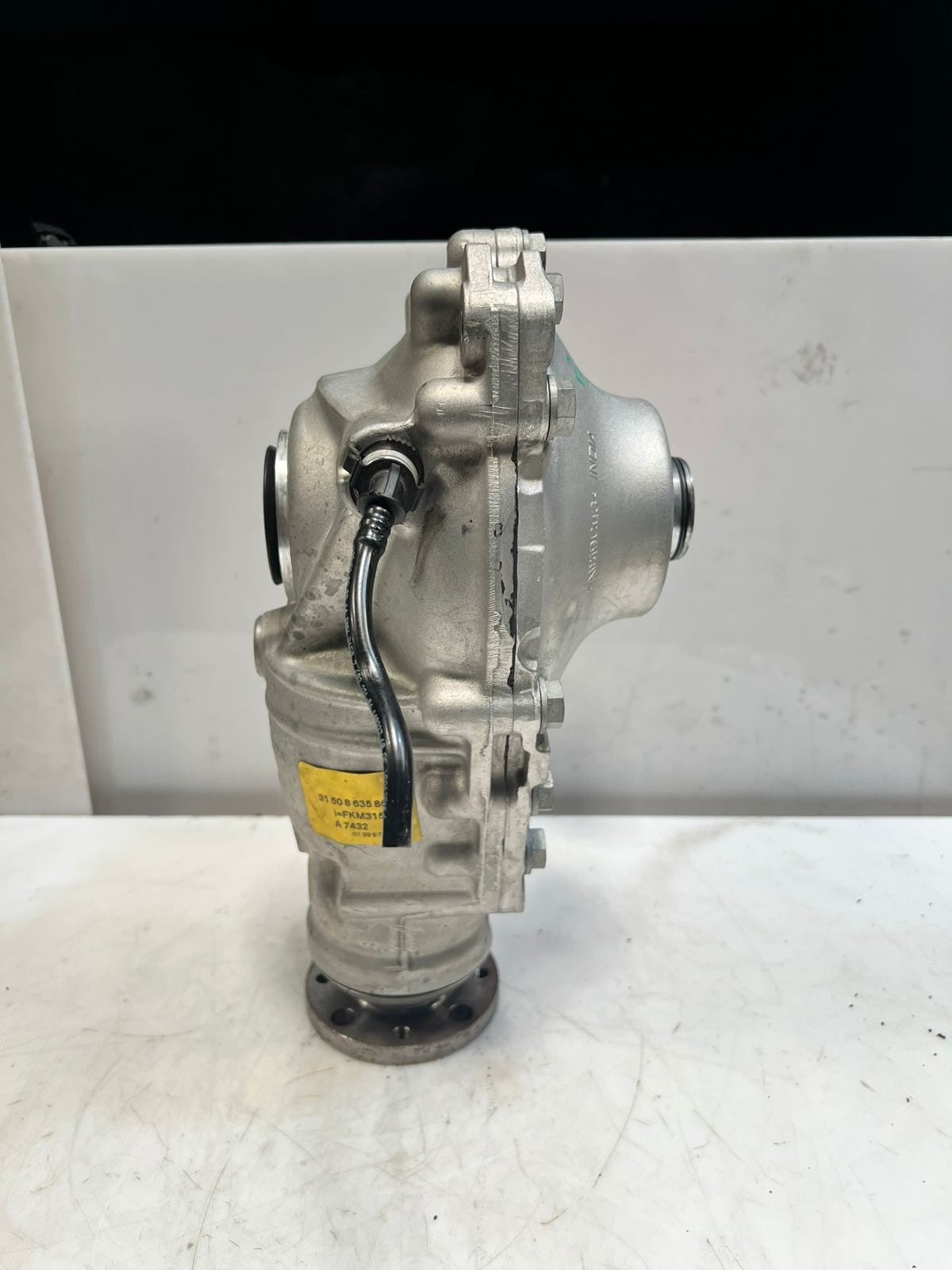 2014 BMW X5 F15 N47 X6 E71 F10 F20 F30 E70 Front AXLE Differential 8635861 OEM