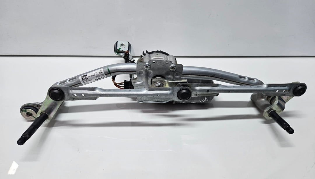  9478840-2015-2026 BMW X1 U11 RHD Windshield Wiper Motor and Linkage OEM