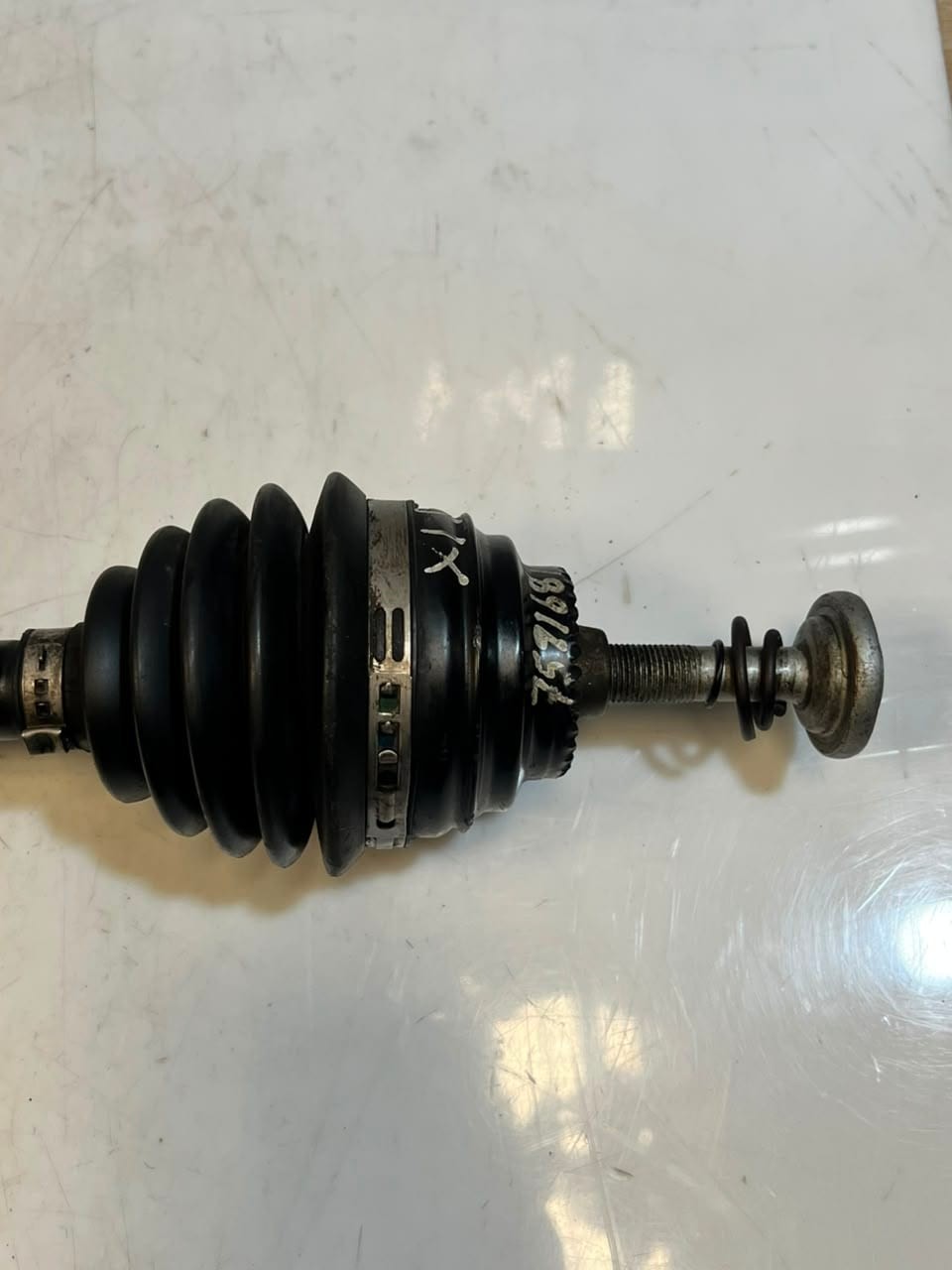 2010-2015 BMW X1 E84 Front Left CV Axle DRIVE Shaft 7591681 OEM