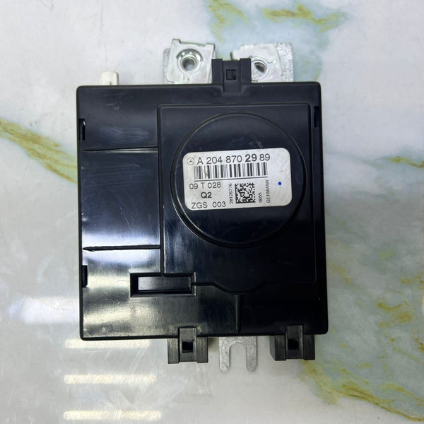 2011-2015 Mercedes-Benz C180 Antenna Amplifier A2048702989 C Class W204