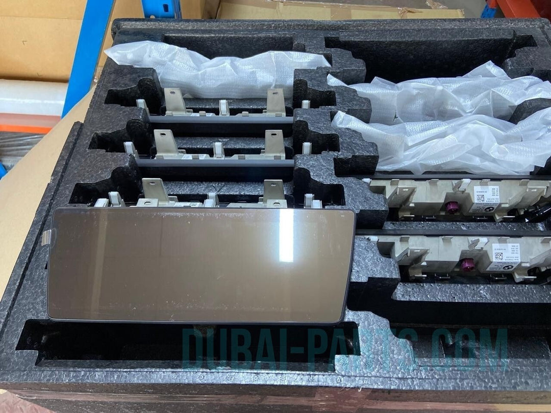OEM BMW F39 X2 10.5 CENTRAL INFORMATION DISPLAY SCREEN 5A58645 BRAND NEW
