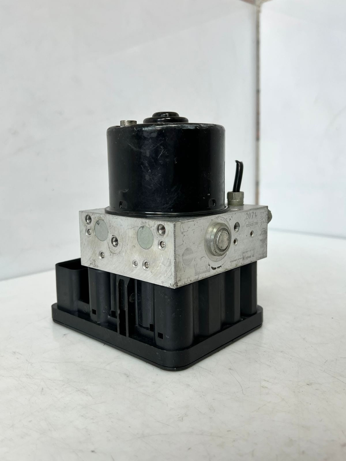 GENIUNE 2005-2009 BMW 318i 320i 320d 330d Abs Pump Module 6772214 OEM