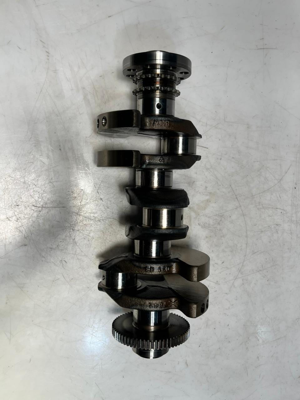 BMW B38 / B38B15A - 1.5L F20 F21 F22 F30 F31 F32 F48 Crankshaft 7642032 OEM