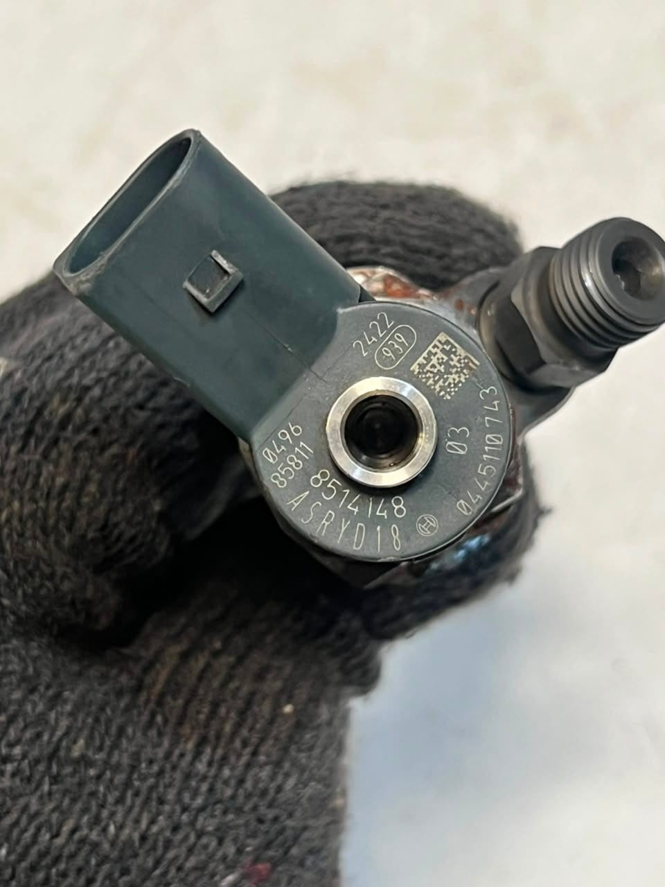 2015 BMW X4 F26 B47 DIESEL RAIL Fuel Injector 8514148 0445110743 OEM